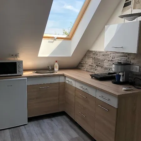 Toparti Hangulatu Nyaralo-balatonboglar Apartment
