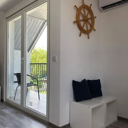 Toparti Hangulatu Nyaralo-balatonboglar Apartmán *