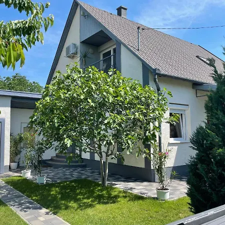 Apartmán Toparti Hangulatu Nyaralo-balatonboglar