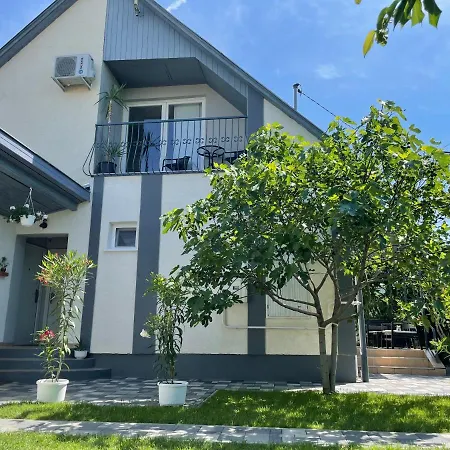 Toparti Hangulatu Nyaralo-balatonboglar Apartmán
